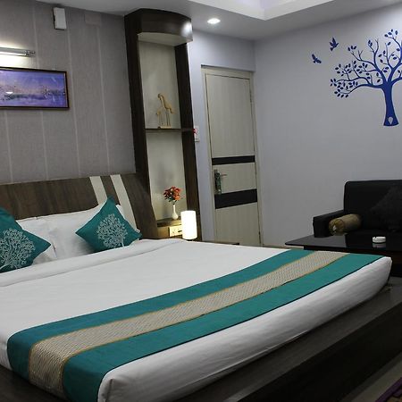 Hotel Cradle Inn Ранчи Екстериор снимка
