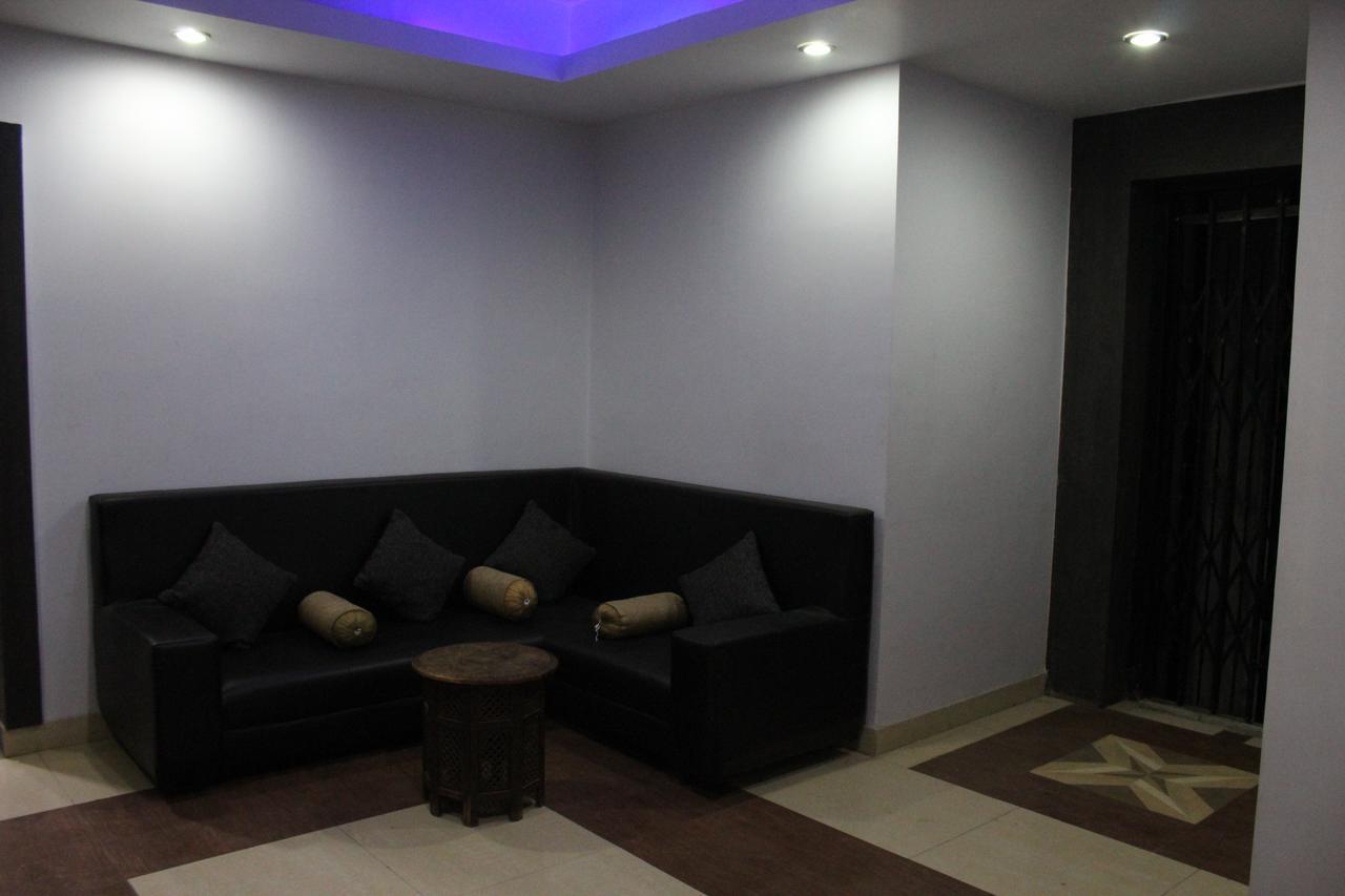 Hotel Cradle Inn Ранчи Екстериор снимка