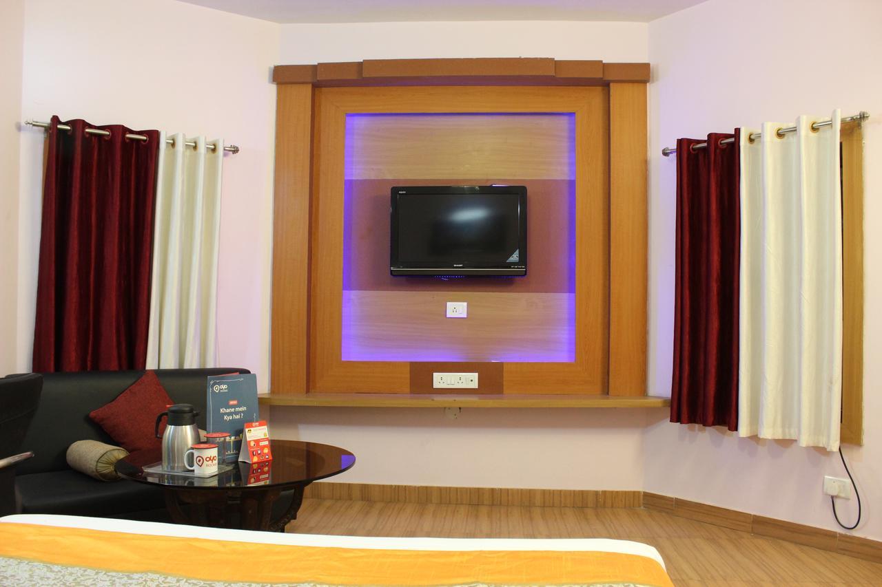 Hotel Cradle Inn Ранчи Екстериор снимка