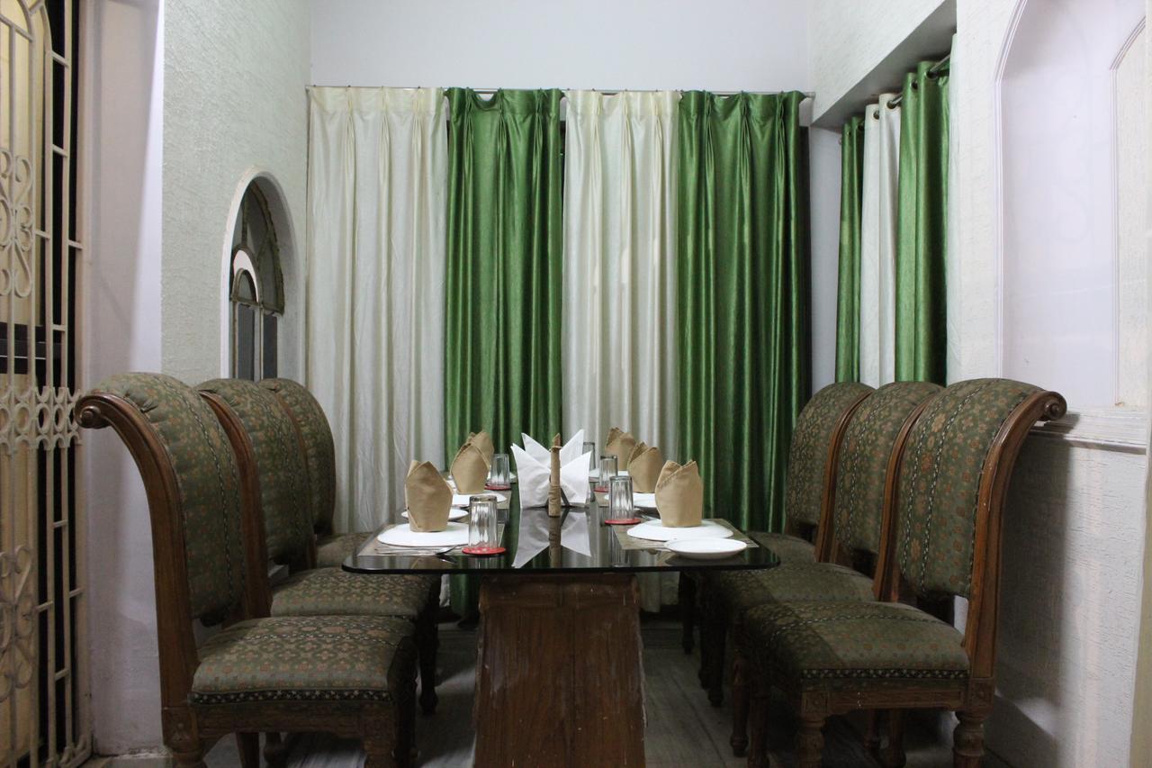 Hotel Cradle Inn Ранчи Екстериор снимка